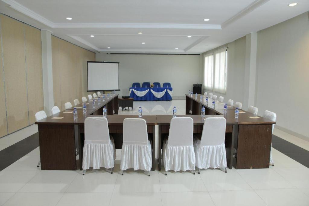 Bahamas Hotel&Resort Belitung Tanjung Pandan Luaran gambar