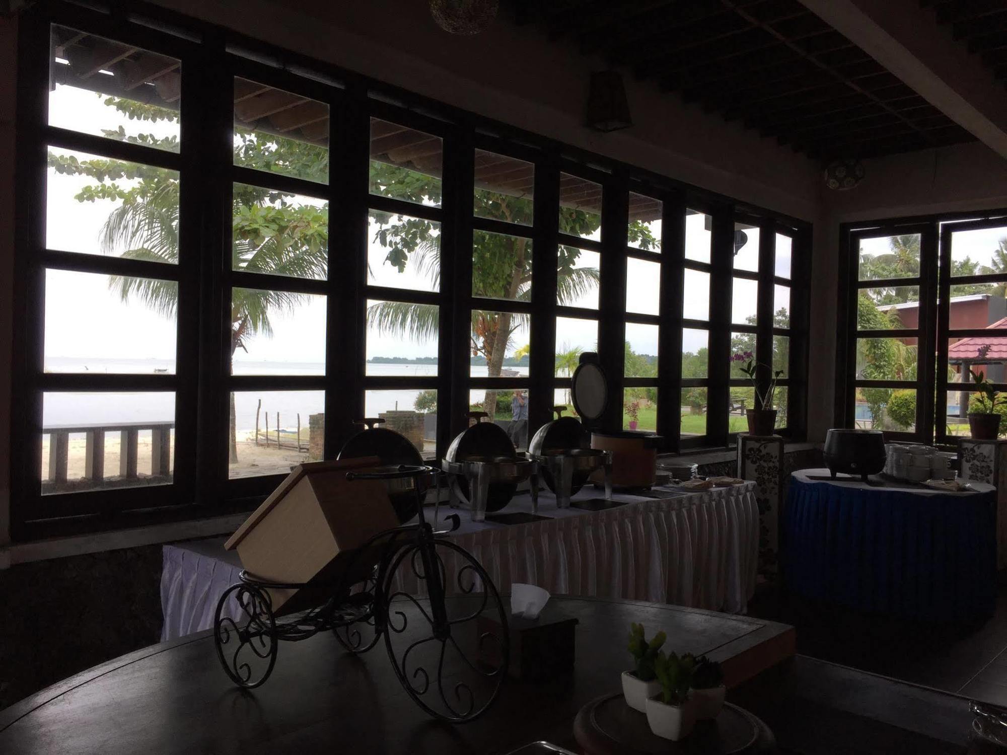Bahamas Hotel&Resort Belitung Tanjung Pandan Luaran gambar